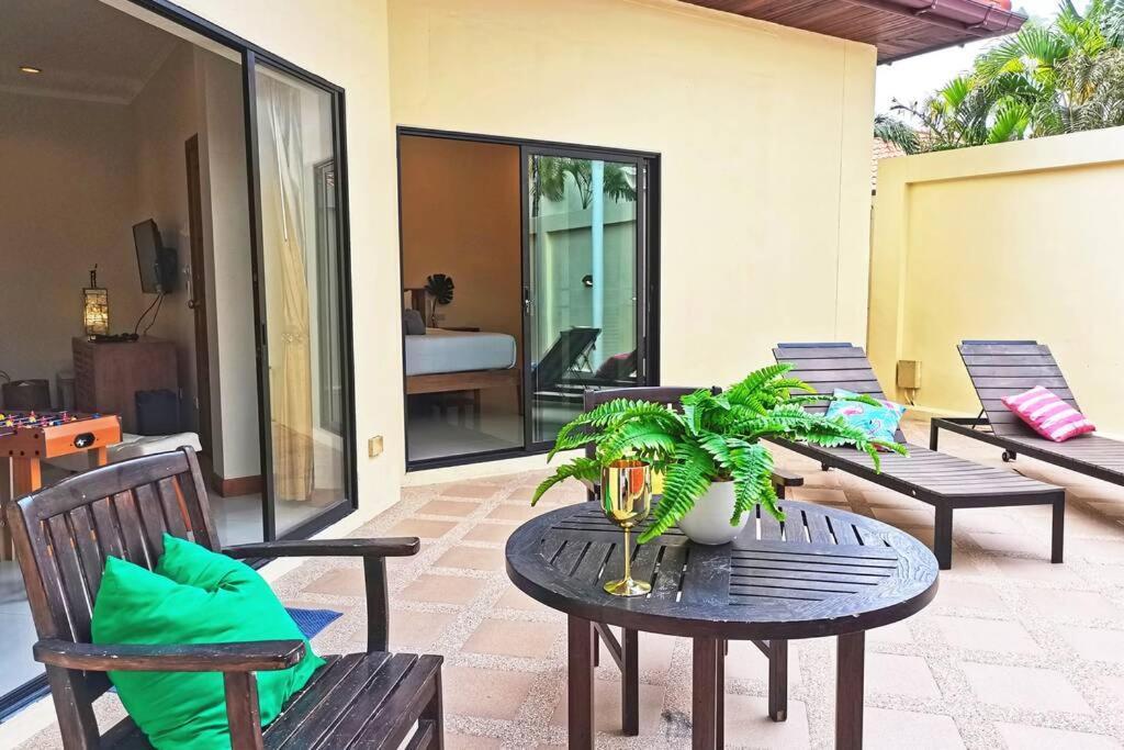 Anb Poolvilla 3Br Walk Private Beach In Pratamnak Pattaya Exterior foto